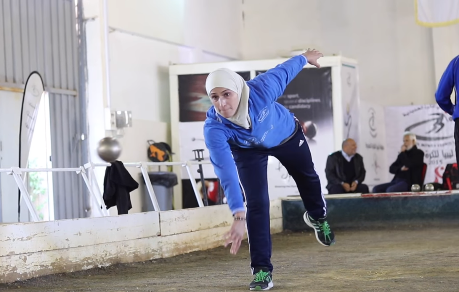 سمية الككلي .. لاعبة المنتخب الليبي للكرة الحديدية ، شاركت في عدة بطولات محلية ودولية، شاهد قصتها ومشاركاتها عبر هذا الفيديو